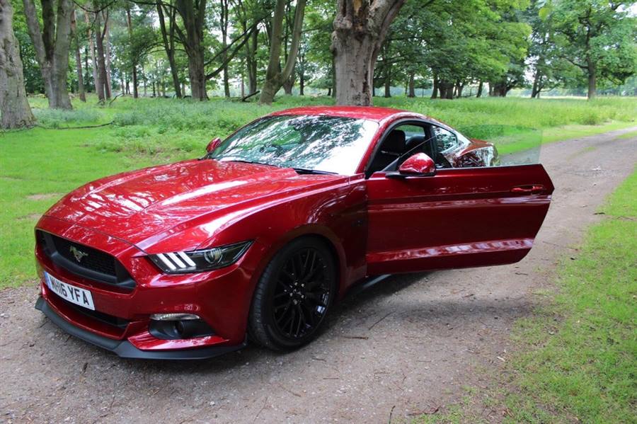 Ford Mustang GT Fastback