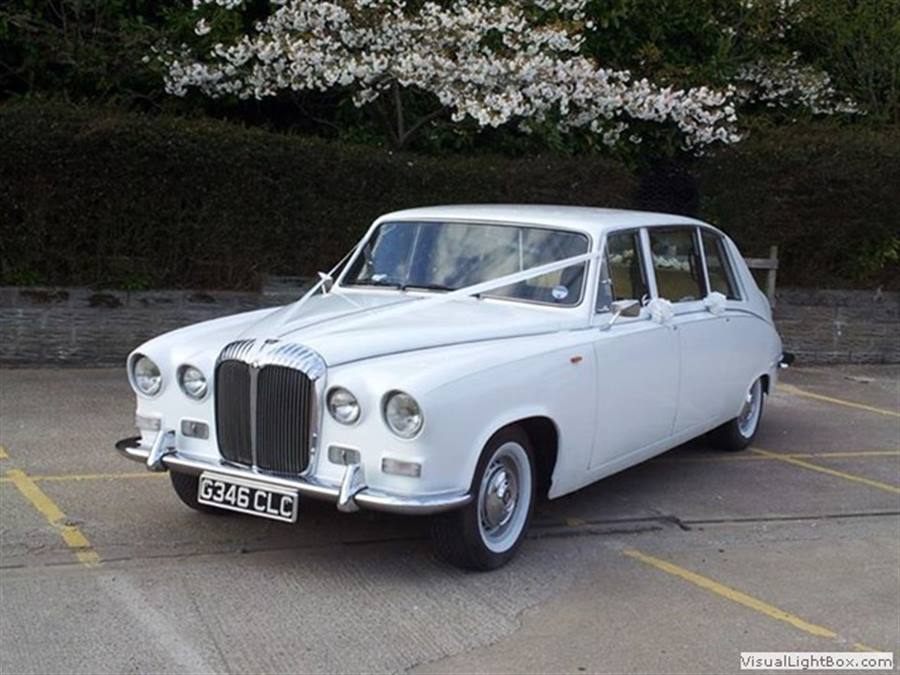 Daimler DS420