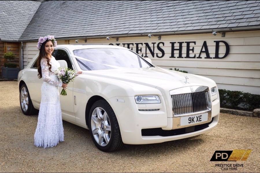 Teen 16 arrives at prom in a RollsRoyce decorated with four MILLION  Swarovski crystals that cost 500 for 15 minutes  The Sun  The Sun