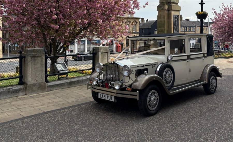 Imperial Viscount 1930s Limousine
