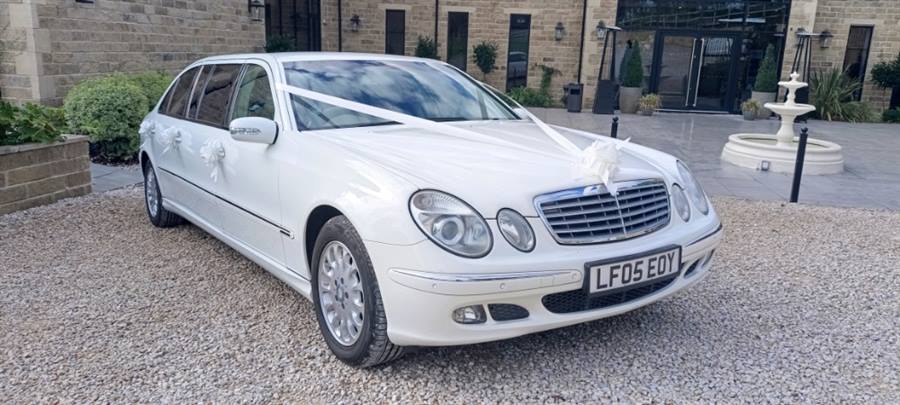 Mercedes Elegance E350 Binz Limousine