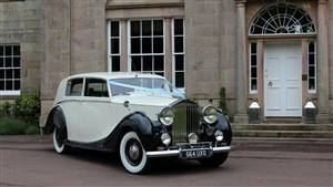 Rolls Royce 1949 Silver Wraith Wedding car. Click for more information.