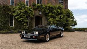 Lotus Esprit Turbo Wedding car. Click for more information.