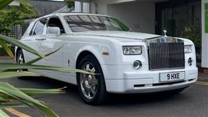 Rolls Royce Phantom Wedding car. Click for more information.